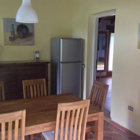 Il Ciliegio Selvatico Apartman Verbania Szoba fotó