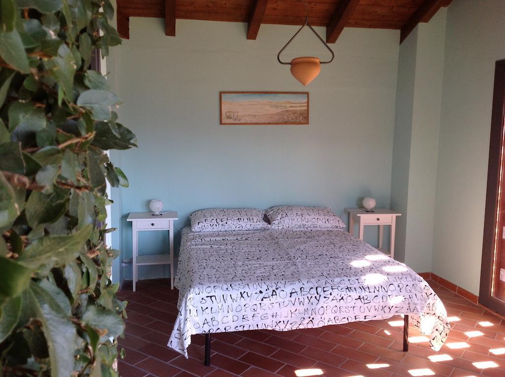 Il Ciliegio Selvatico Apartman Verbania Szoba fotó